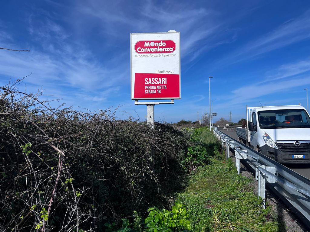Impianto CARTELLONISTICA a Sassari, in zona Tempio-Altare di monte d'Accoddi