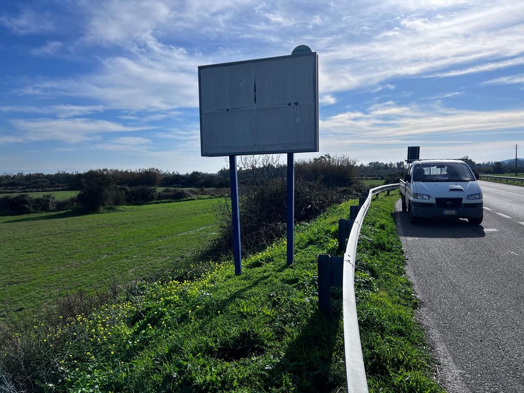 Impianto CARTELLONISTICA a Villacidro