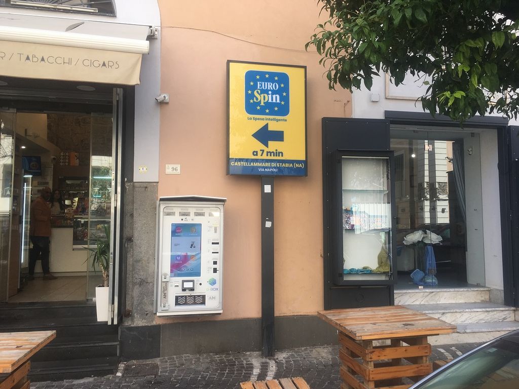 Impianto TABELLA a Castellammare di Stabia, in zona Capri Blu