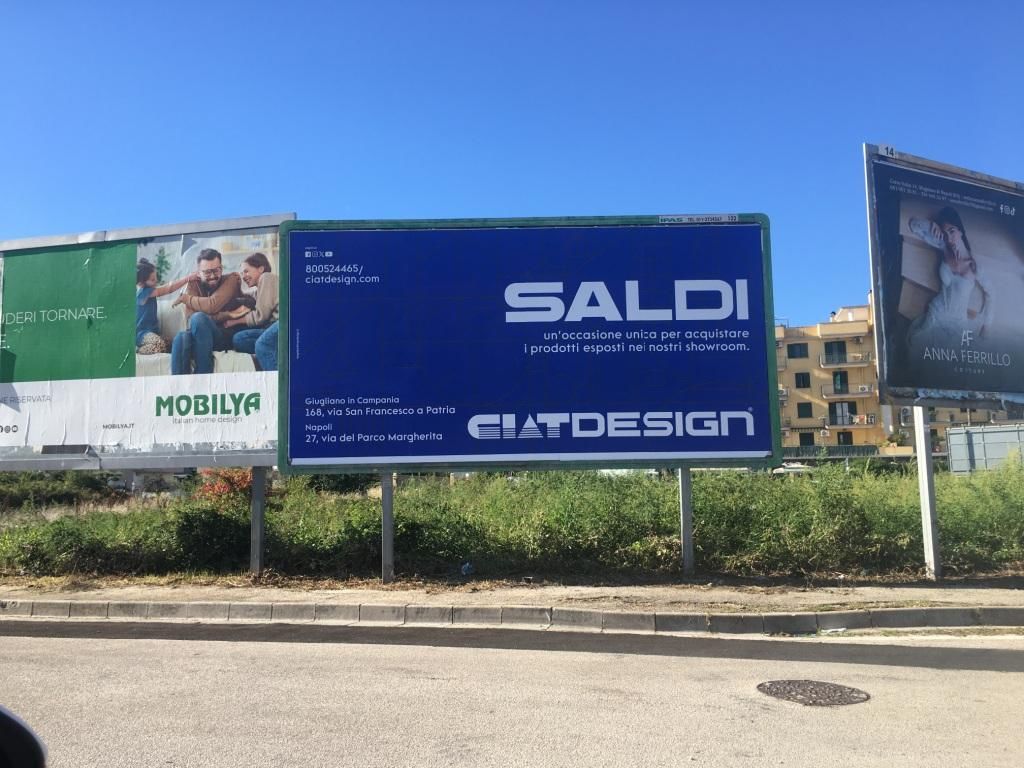 Impianto POSTER a Frattaminore, in zona Il discount della scarpa