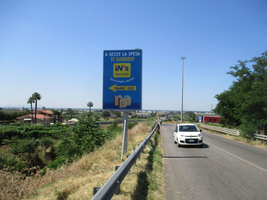 Impianto CARTELLONISTICA a Sezze, in zona Tripudio