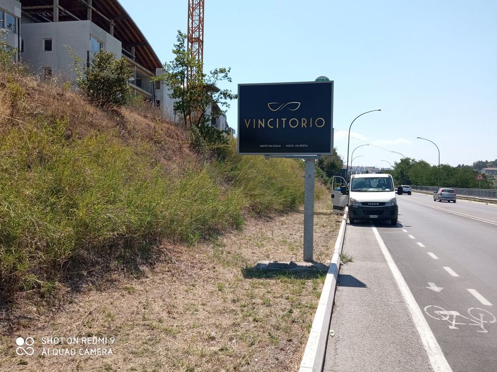 Impianto CARTELLONISTICA a Vasto, in zona Bar dell'Amicizia