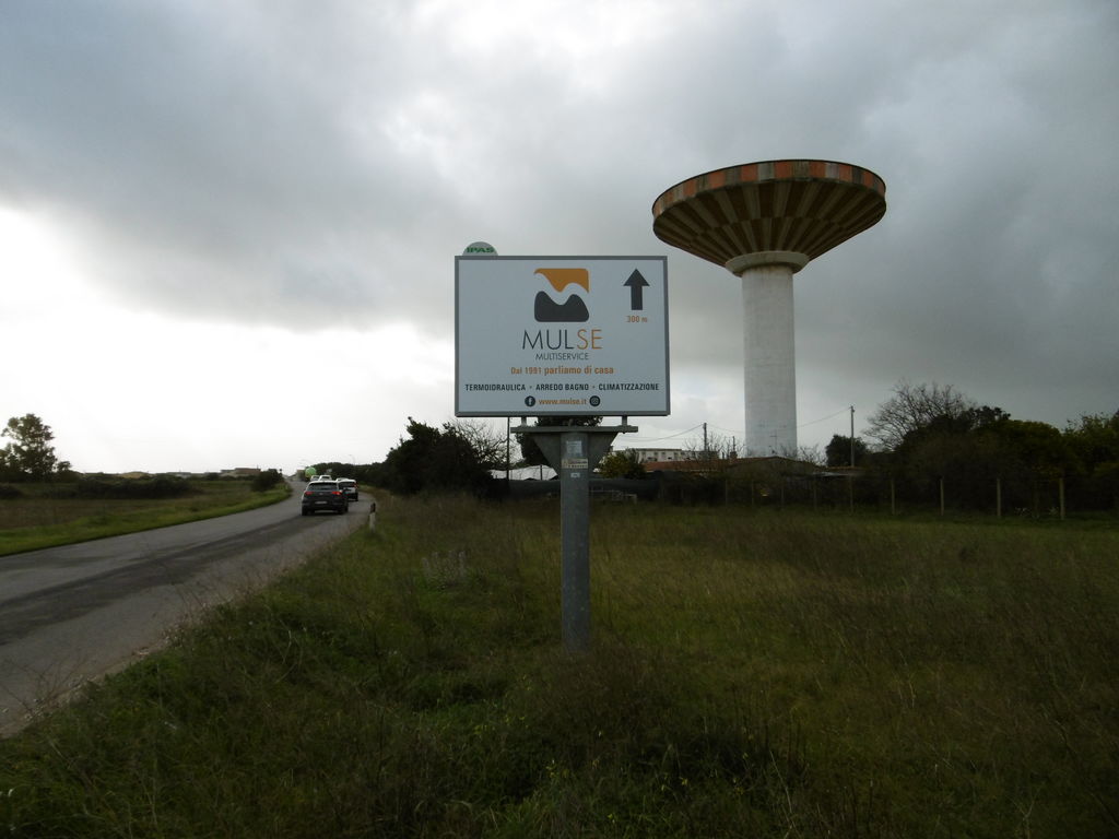 Impianto CARTELLONISTICA a Serramanna, in zona Area verde