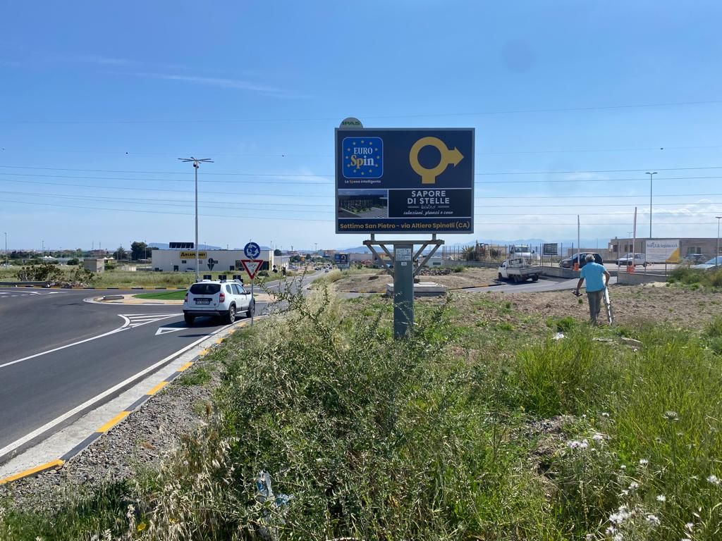 Impianto CARTELLONISTICA a Settimo San Pietro, in zona EuroSpin