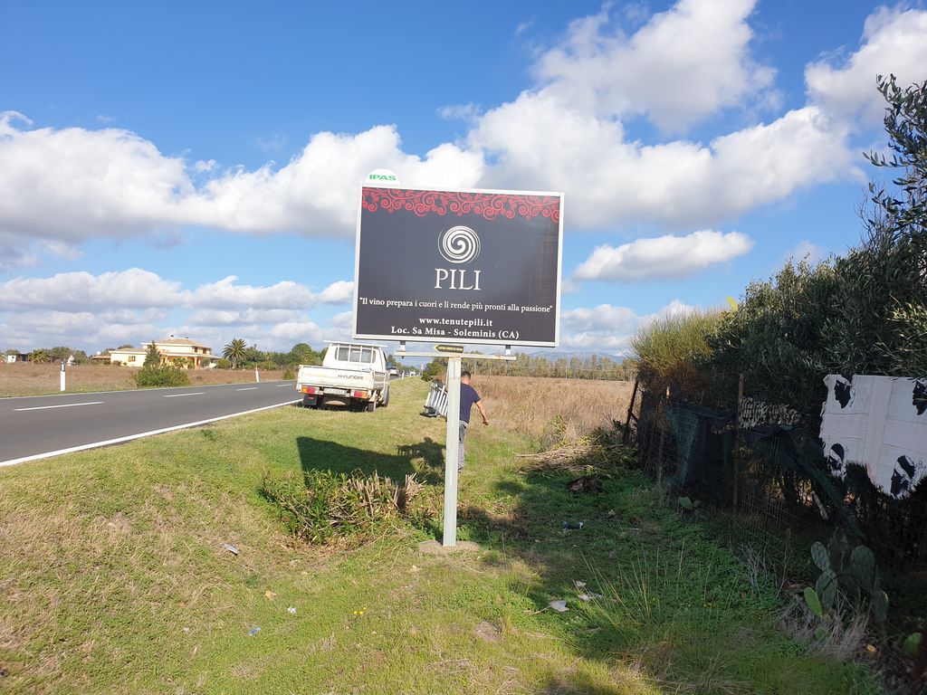 Impianto CARTELLONISTICA a Settimo San Pietro