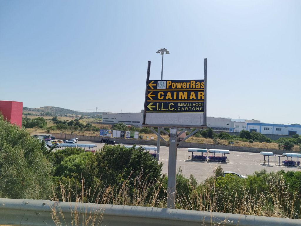 Impianto FRECCE / PREINSEGNE a San Sperate, in zona Carrefour