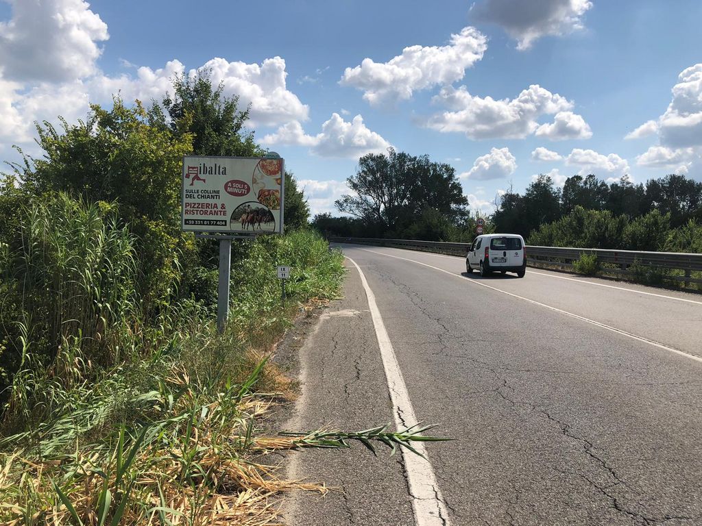 Impianto CARTELLONISTICA a Lastra a Signa, in zona Gelateria Genius