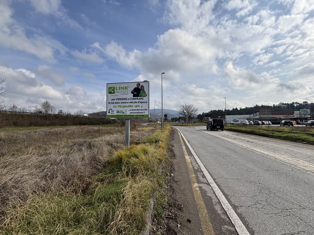 Impianto CARTELLONISTICA a Corciano, in zona Terranova