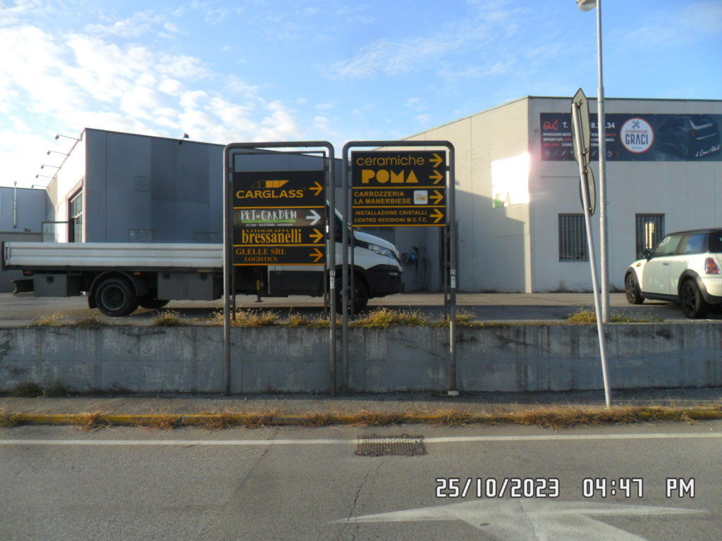 Impianto FRECCE / PREINSEGNE a Manerbio, in zona Manerbio - via Leno, industrie