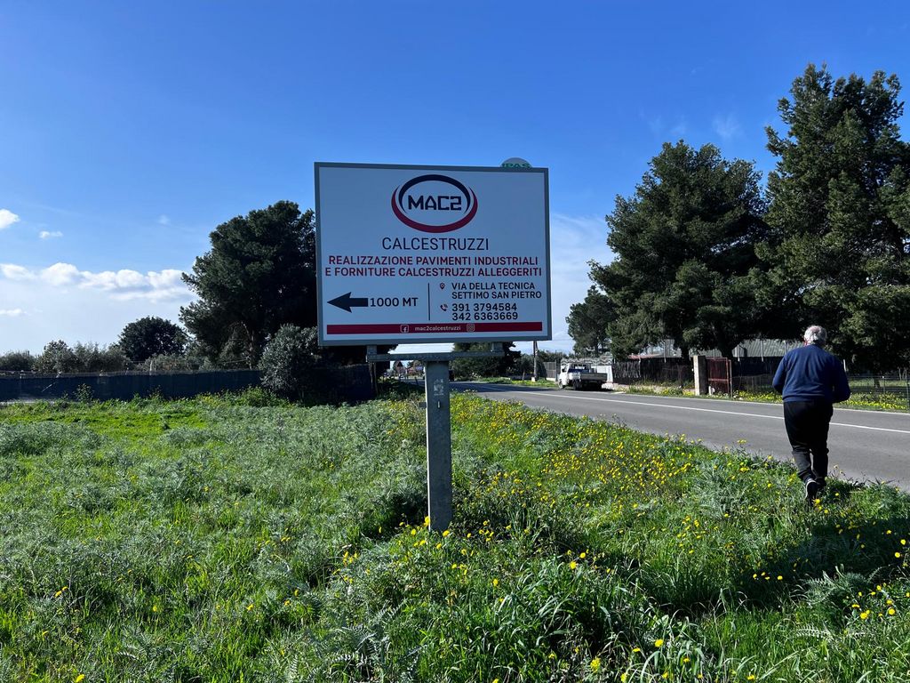Impianto CARTELLONISTICA a Settimo San Pietro