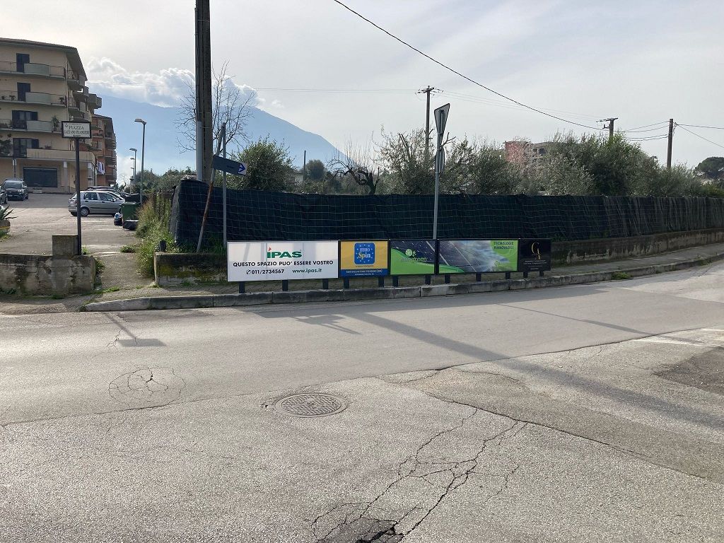 Impianto TRANSENNA a Telese Terme, in zona Piazza Italia