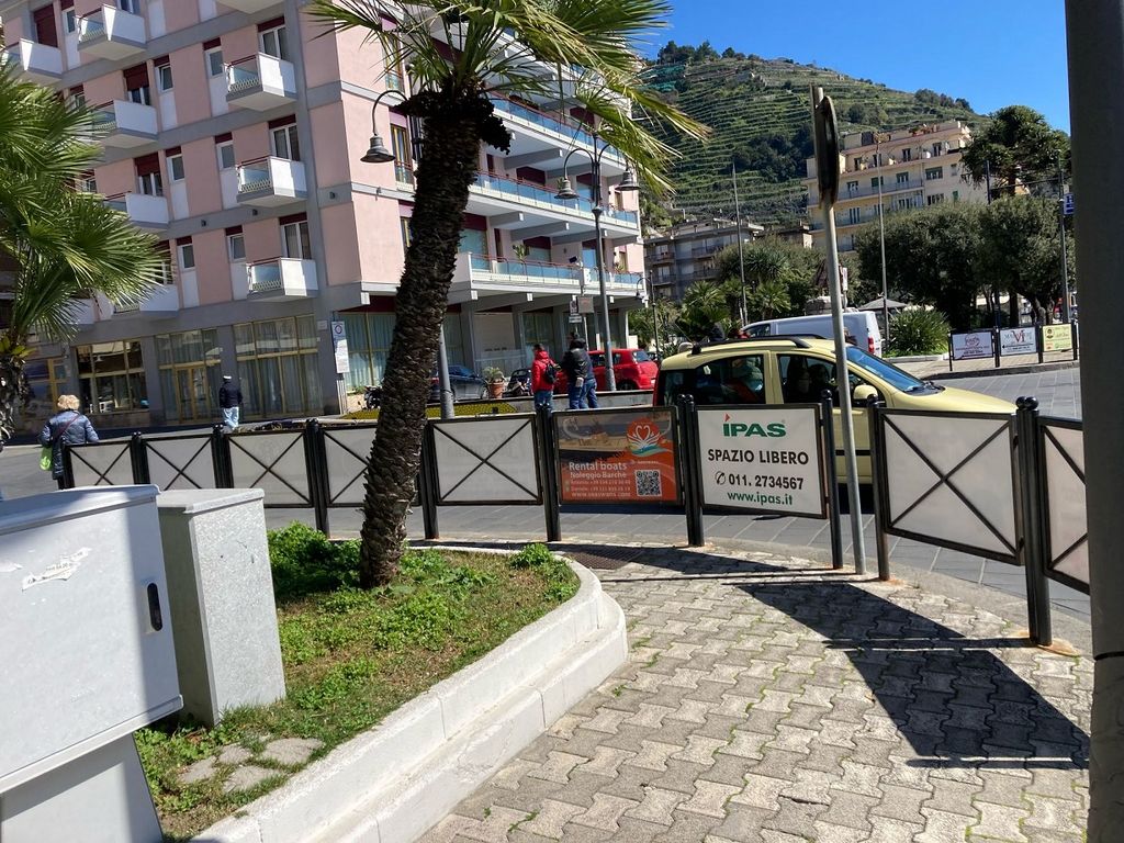Impianto TRANSENNA a Maiori, in zona Gelateria Sweetshow