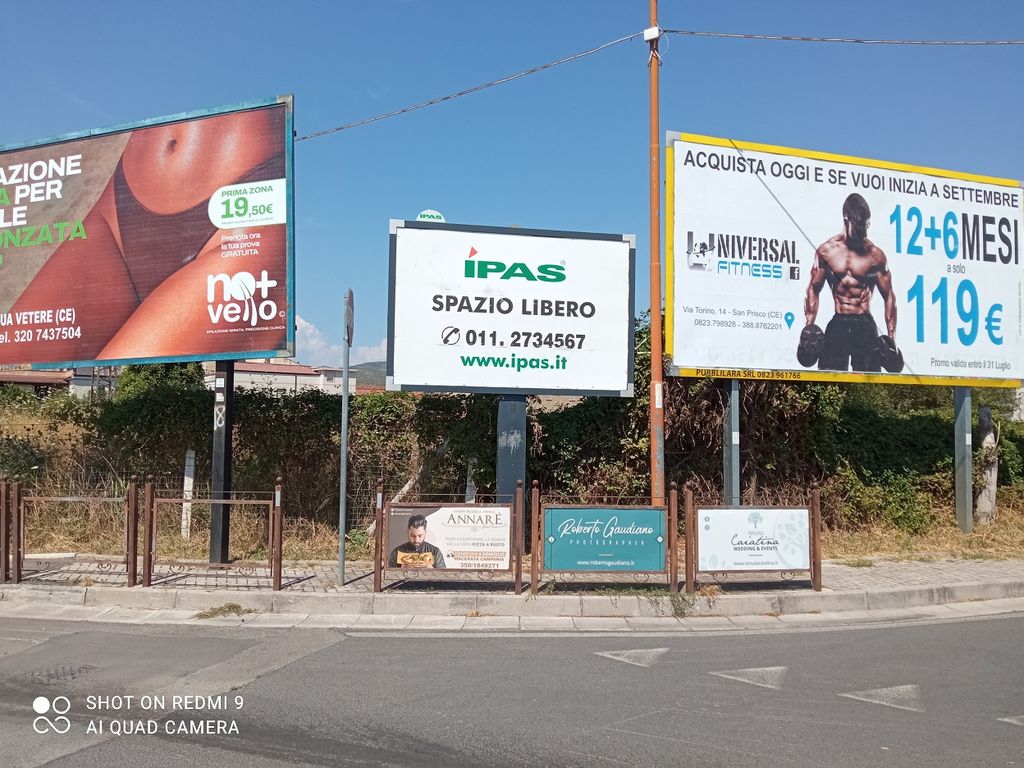 Impianto CARTELLONISTICA a Casapulla, in zona Mondo Camerette