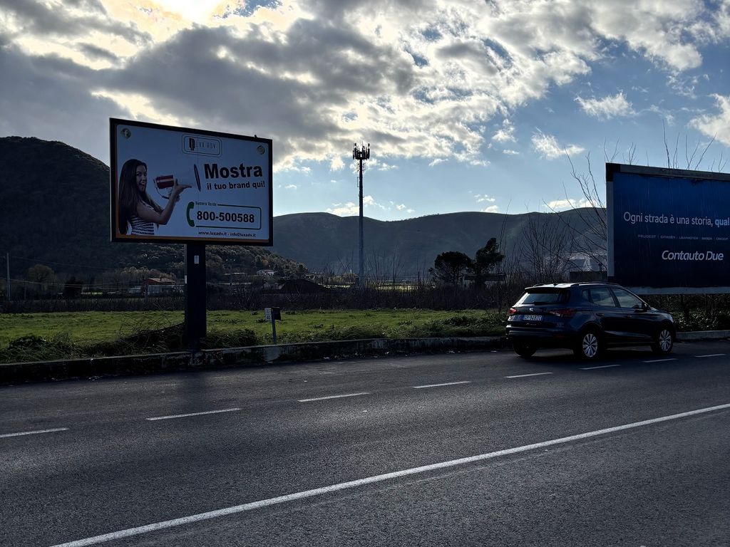 Impianto CARTELLONISTICA a Piana di Monte Verna, in zona Petrol Gamma