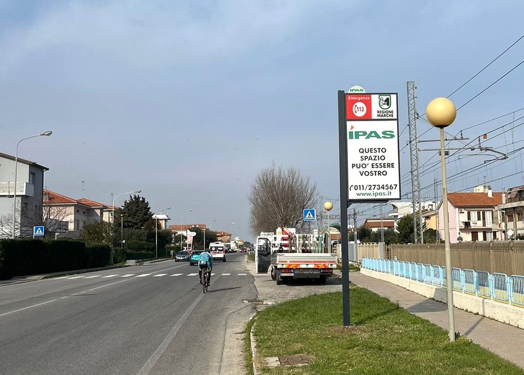 Impianto TURISTICO a Mondolfo, in zona Black Queens