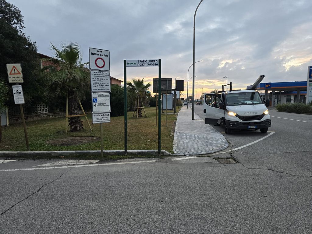 Impianto FRECCE / PREINSEGNE a Pietrasanta, in zona La Bussola