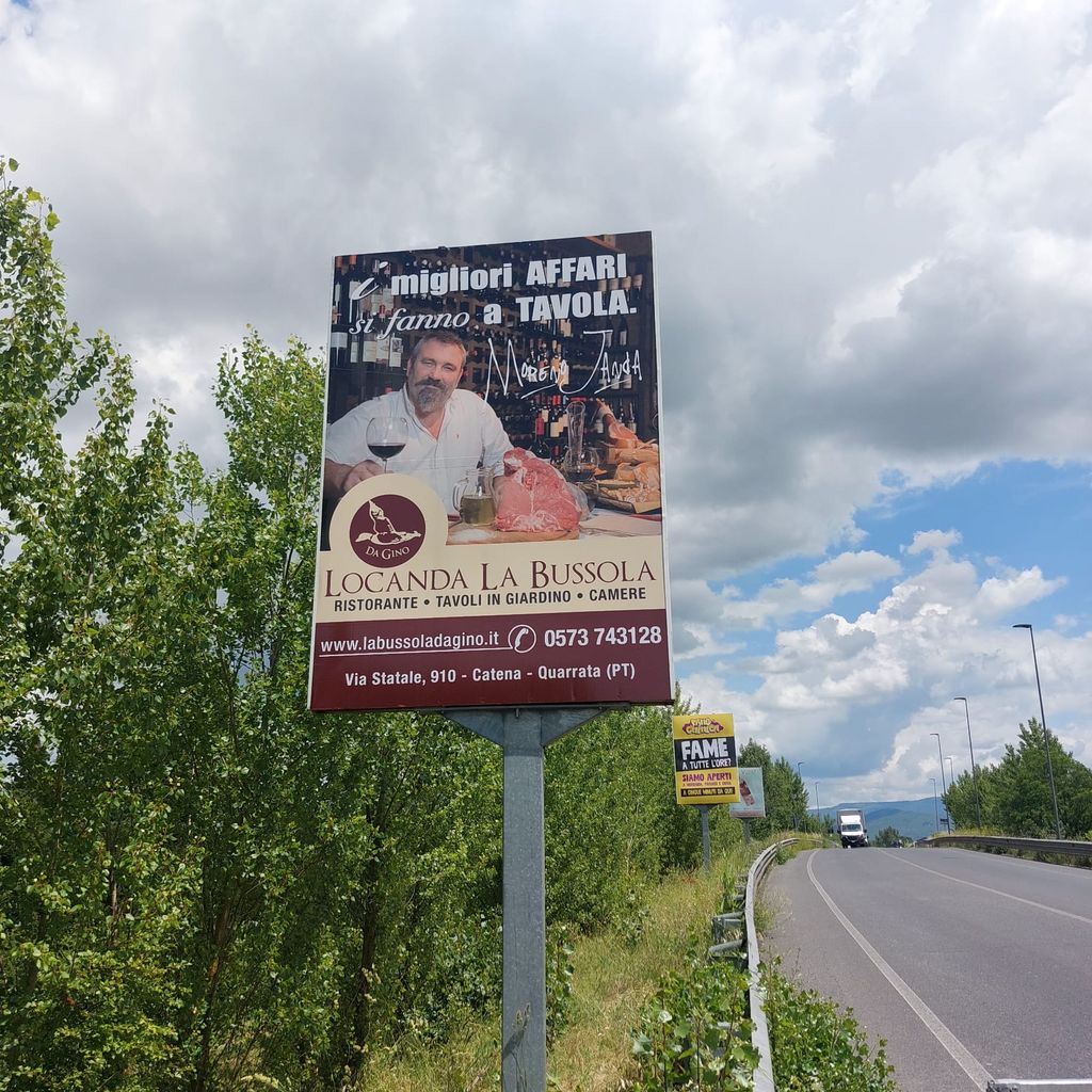 Impianto CARTELLONISTICA a Quarrata, in zona Ala Carburanti