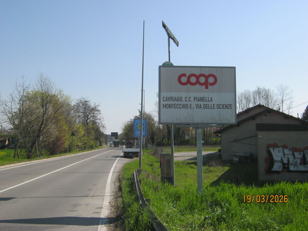 Impianto CARTELLONISTICA a Reggio nell'Emilia, in zona Pizza & Poké Gourmet