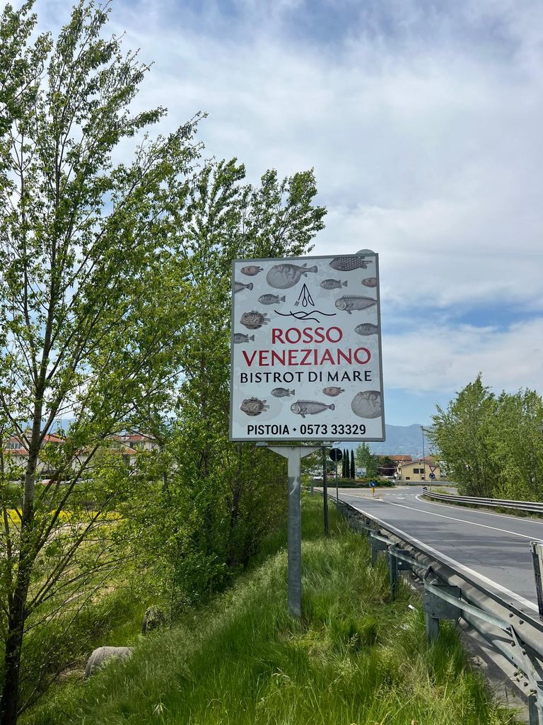 Impianto CARTELLONISTICA a Quarrata, in zona Ala Carburanti