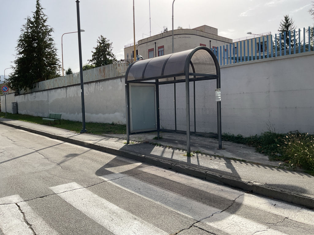 Impianto PENSILINA a Sulmona, in zona Marvin Cafe
