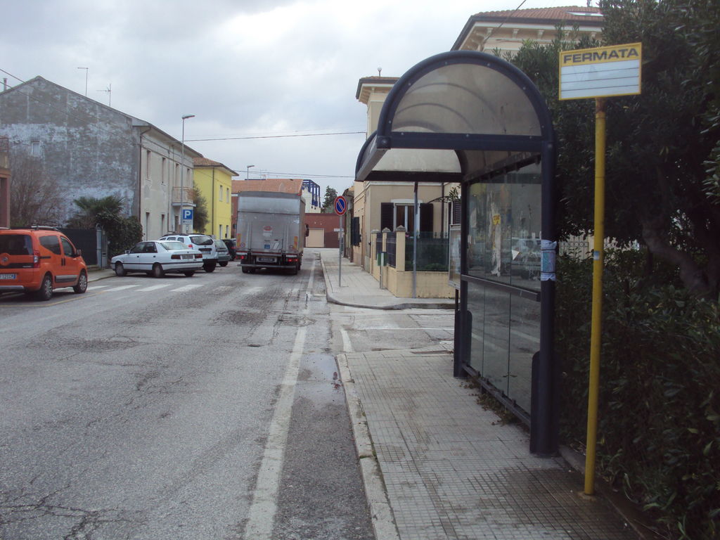 Impianto PALINA a Montemarciano, in zona Valeria Shop&Moda