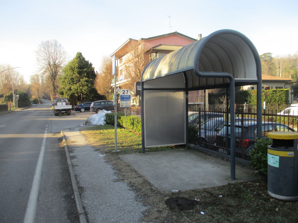 Impianto PENSILINA a Olgiate Molgora, in zona Credito Valtellinese
