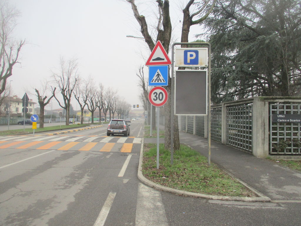 Impianto TABELLA a Calcinate, in zona Chiesa di Santa Maria Assunta
