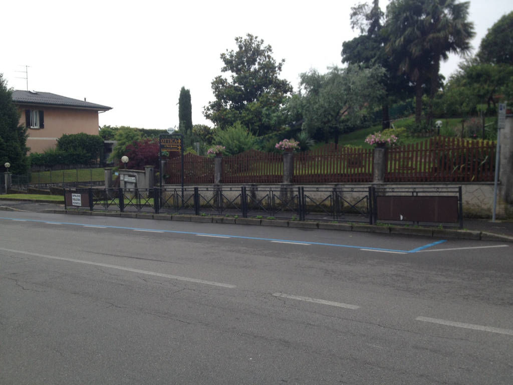 Impianto TRANSENNA a Gavirate, in zona Mobilificio i Quattro Sette