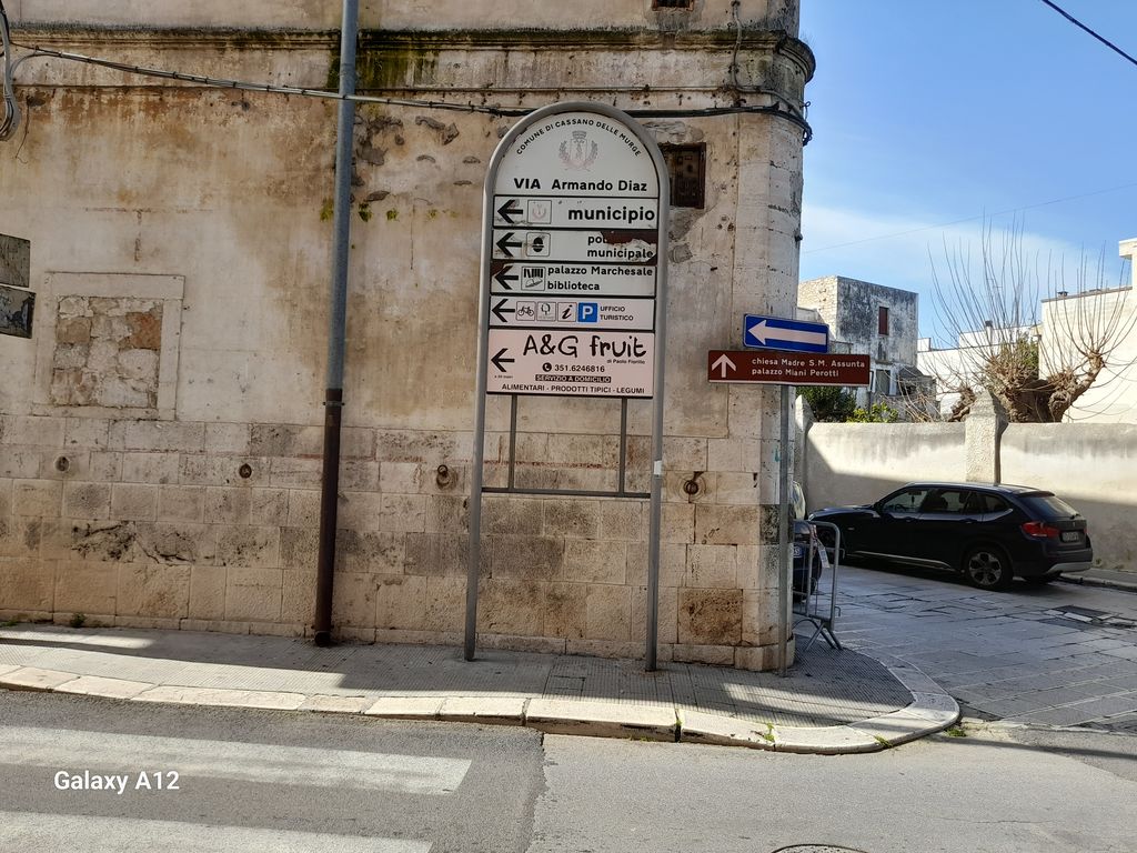 Impianto FRECCE / PREINSEGNE a Cassano delle Murge, in zona Locanda degli Angeli