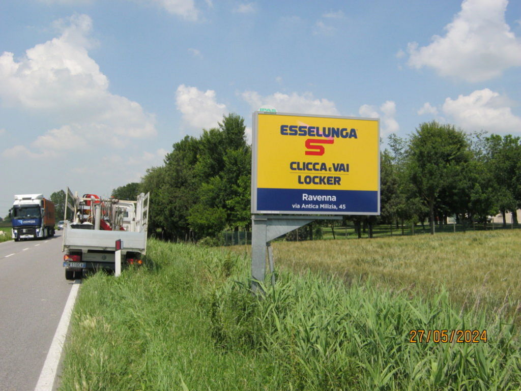 Impianto CARTELLONISTICA a Ravenna, in zona Api