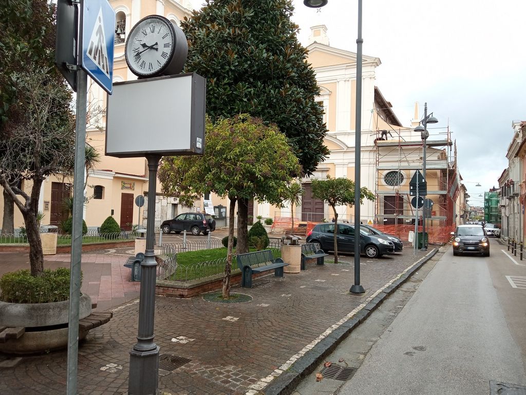 Impianto OROLOGIO a Casapulla, in zona Baby House