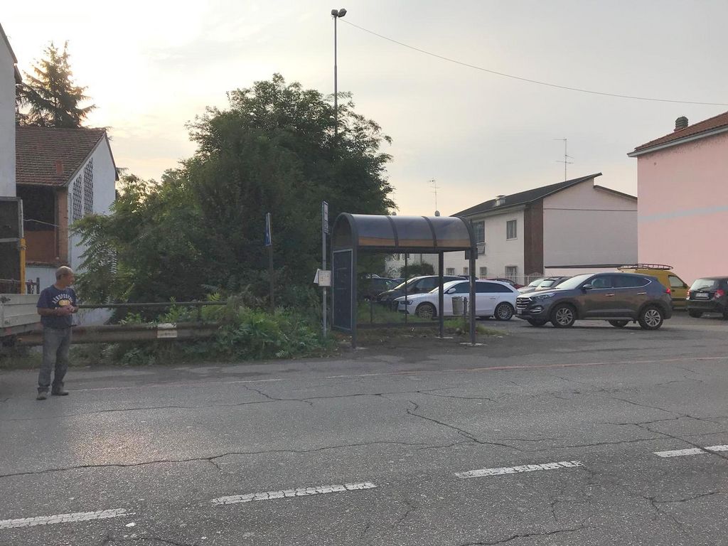 Impianto PENSILINA a Rozzano, in zona La Muraglia