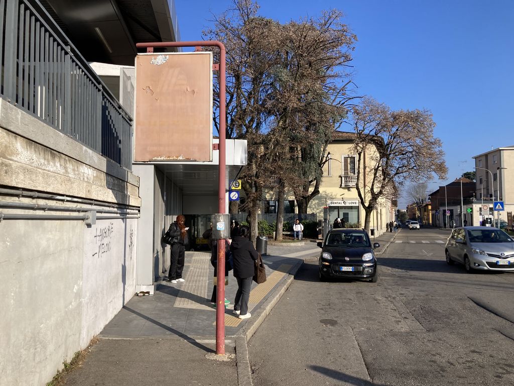 Impianto PALINA a Rho, in zona Centro Commerciale La Stazione