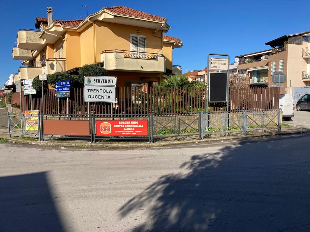 Impianto TRANSENNA a Trentola Ducenta, in zona Supermercato di Francesco M.