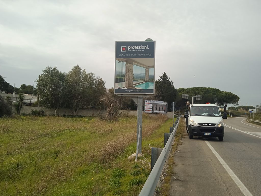 Impianto CARTELLONISTICA a Brindisi, in zona P8
