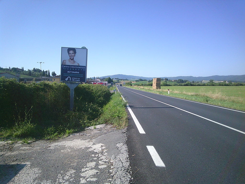 Impianto CARTELLONISTICA a Buonconvento, in zona EwaCafe