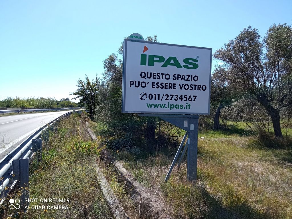 Impianto CARTELLONISTICA a Vasto, in zona eni cafè