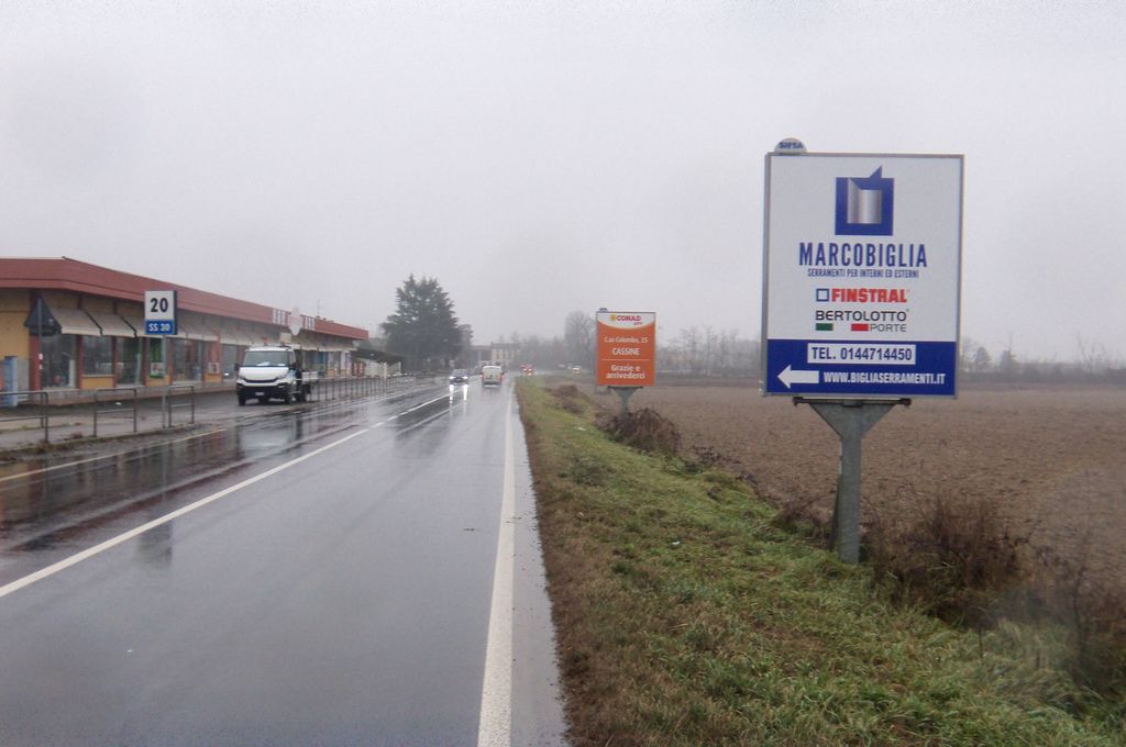 Impianto CARTELLONISTICA a Cassine