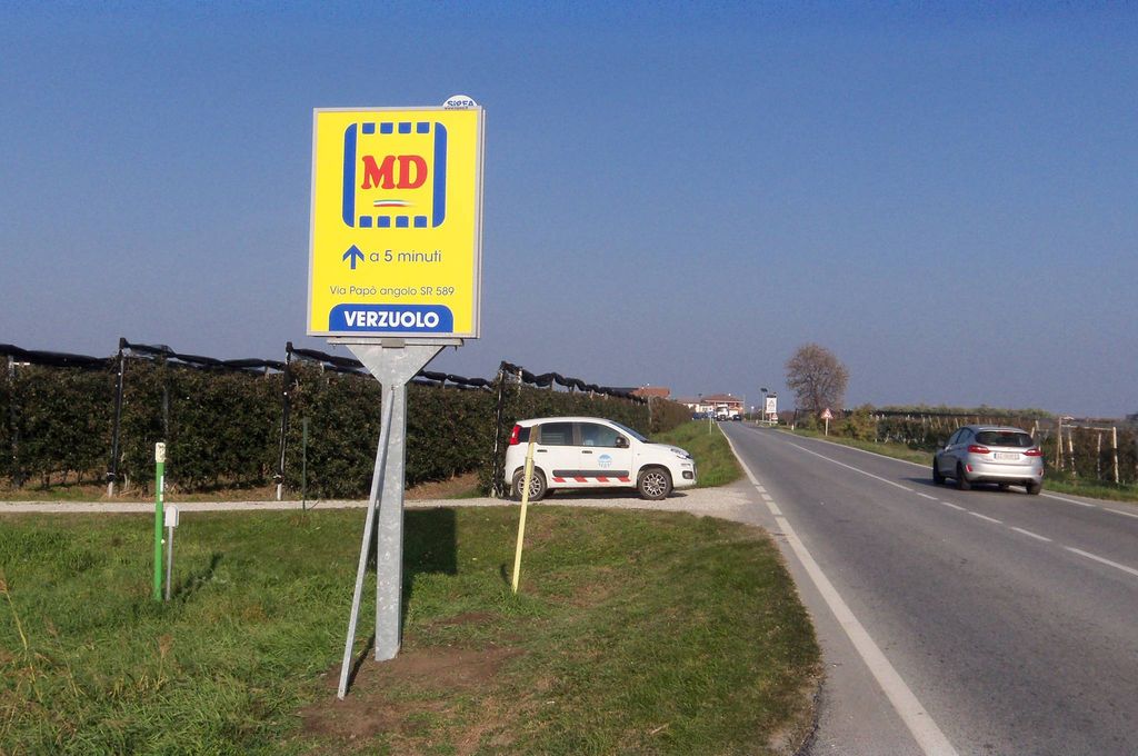 Impianto CARTELLONISTICA a Verzuolo