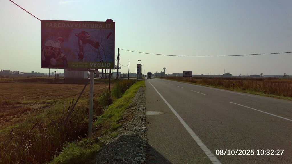 Impianto CARTELLONISTICA a Carisio, in zona L'Angolo