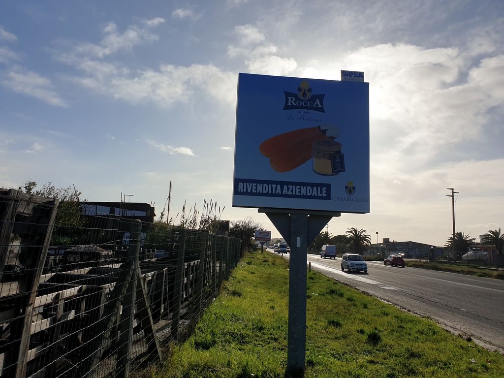 Impianto CARTELLONISTICA a Quartu Sant'Elena, in zona Il Casale