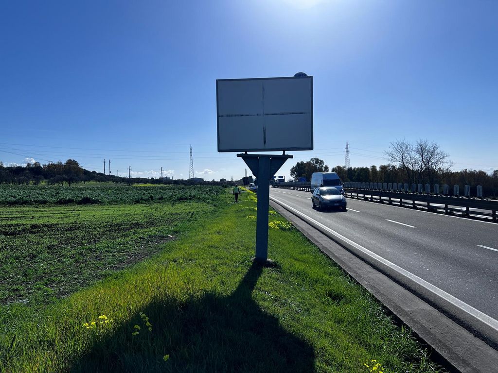 Impianto CARTELLONISTICA a Nuraminis, in zona Piscina Comunale di Nuraminis