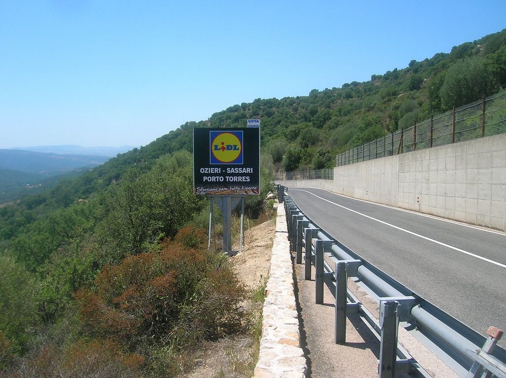 Impianto CARTELLONISTICA a Tempio Pausania