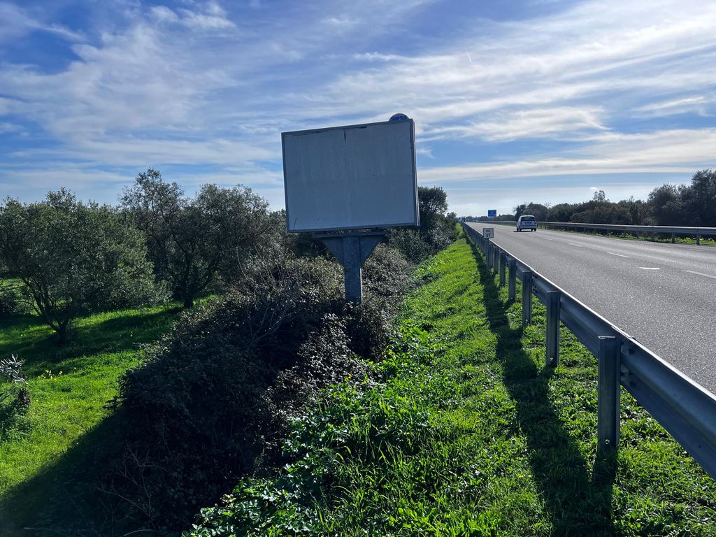 Impianto CARTELLONISTICA a Villacidro