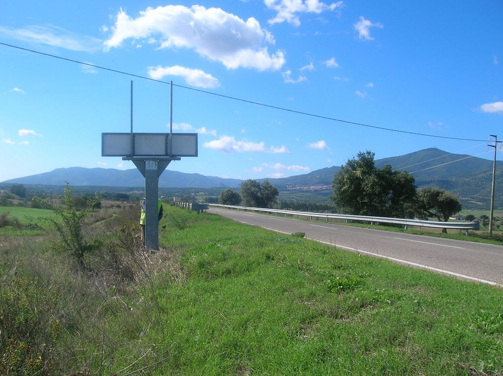 Impianto CARTELLONISTICA a Benetutti